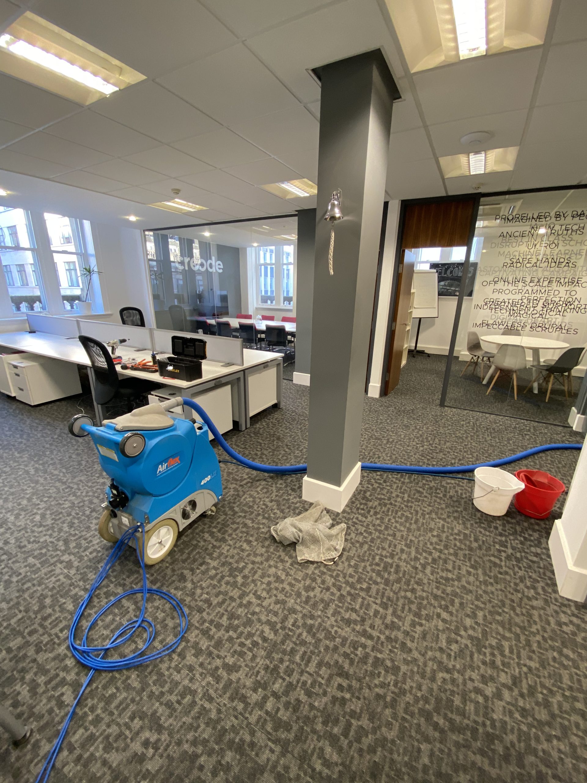 Office carpet cleaning in Leeds