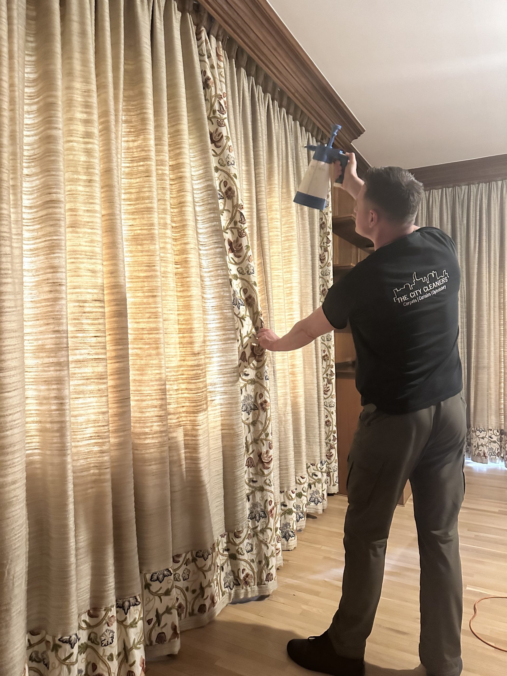 Curtain cleaning in Leeds